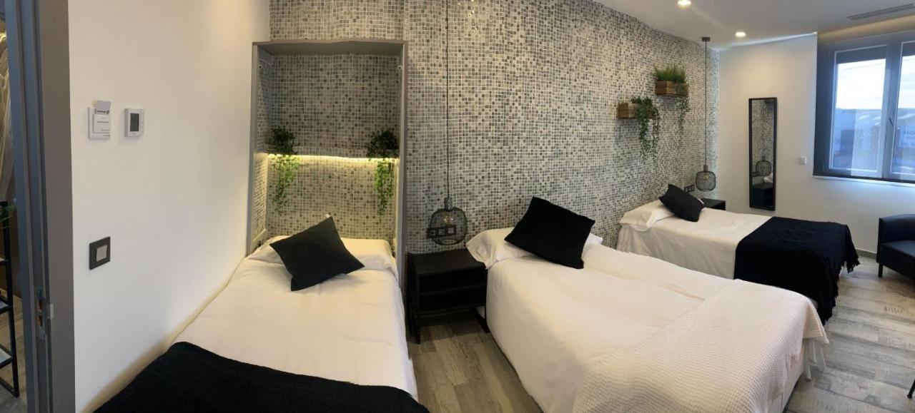 Hotel Riojano 우마네스 데 마드리드 외부 사진