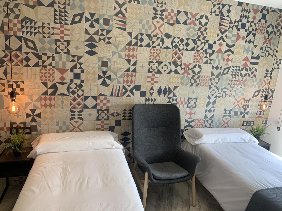 Hotel Riojano 우마네스 데 마드리드 외부 사진