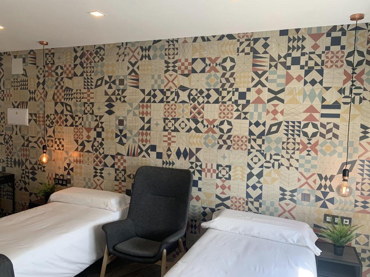 Hotel Riojano 우마네스 데 마드리드 외부 사진