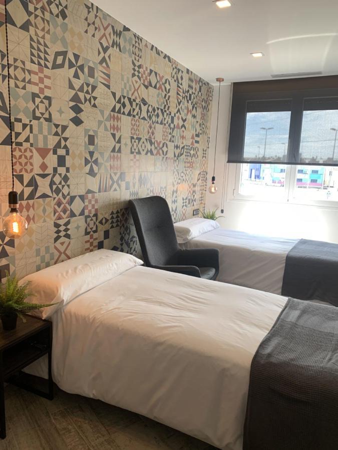 Hotel Riojano 우마네스 데 마드리드 외부 사진